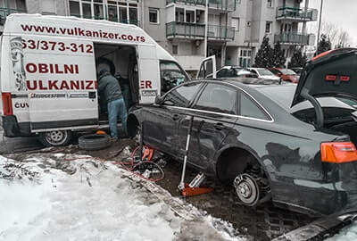 Mobilni vulkanizer, zamena letnjih guma mobilni vulkanizer, zamena letnjih guma